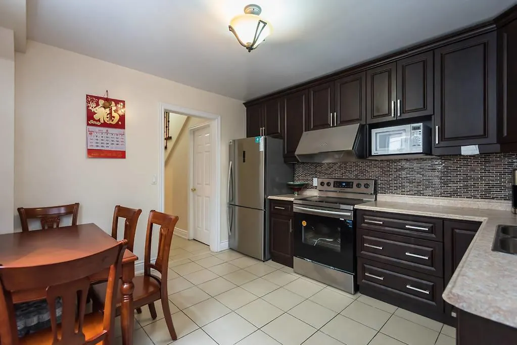Lili Garden Guest house Toronto