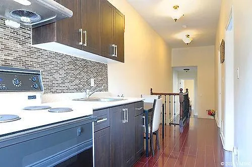 *** Guest house Lili Garden Canada